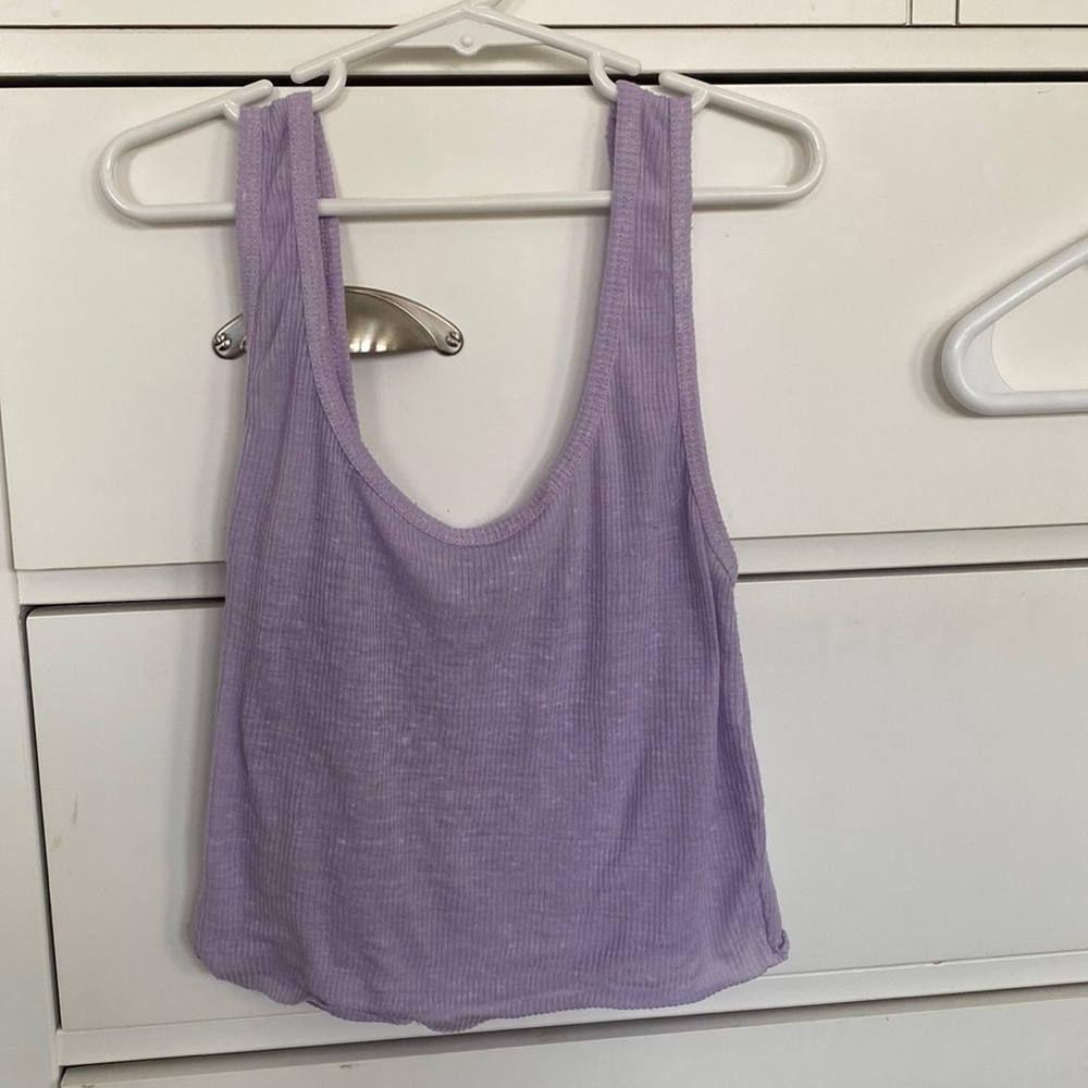 MeWe purple tank
